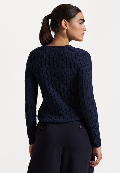 RL – Women's pullover with round neck in cable knit
