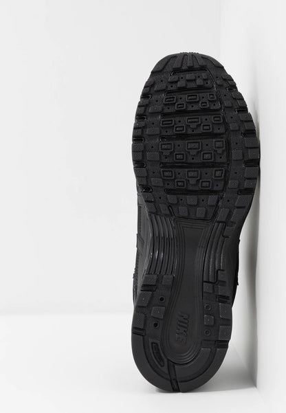 NK – P6000 sneakers