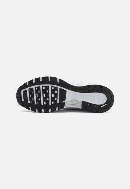 NK – P6000 sneakers