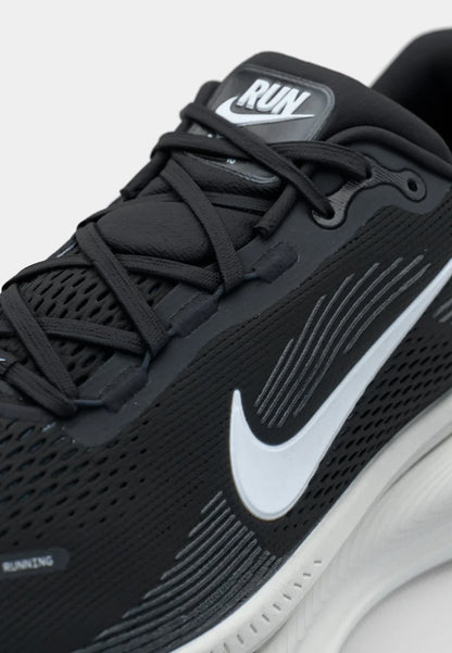 NK - Vomero  Sneakers