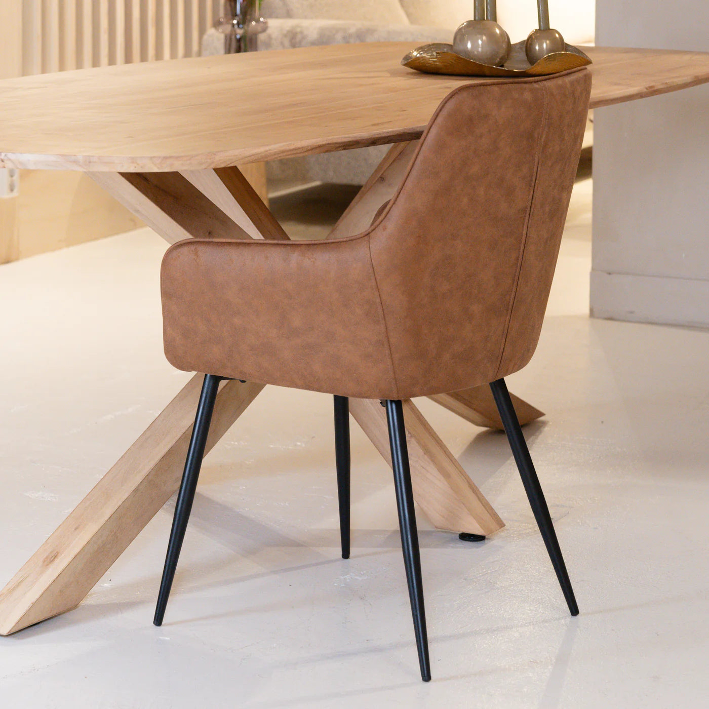Chaise de salle à manger Lynn | Micro Suéde 4 chaises pour seulement €33.99 – offre limitée!