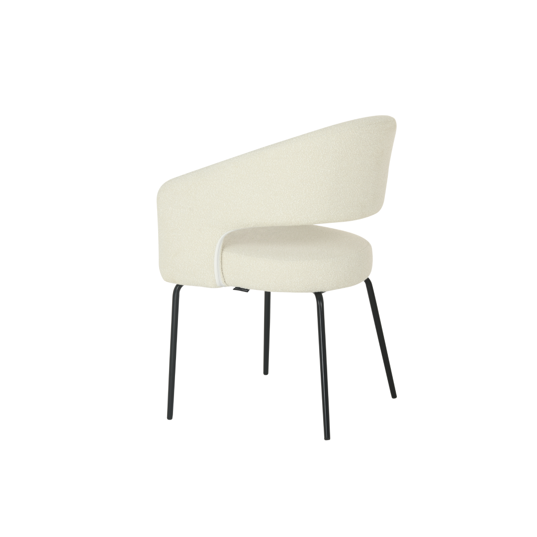 Chaise de salle à manger Aalborg Bouclé beige with black base - 4 chaises pour seulement €33.99 – offre limitée!