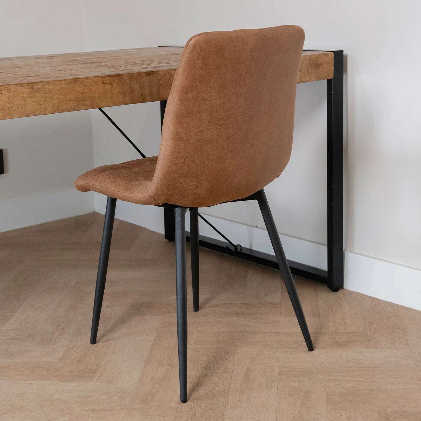 Chaise de salle à manger Tess | Micro-suède 4 chaises pour seulement €33.99 – offre limitée!