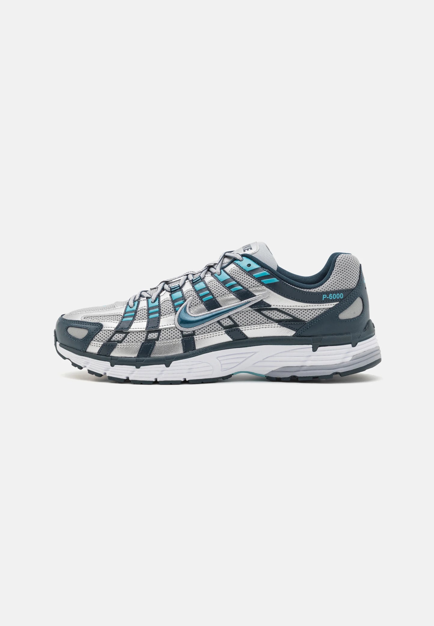 NK – P6000 sneakers