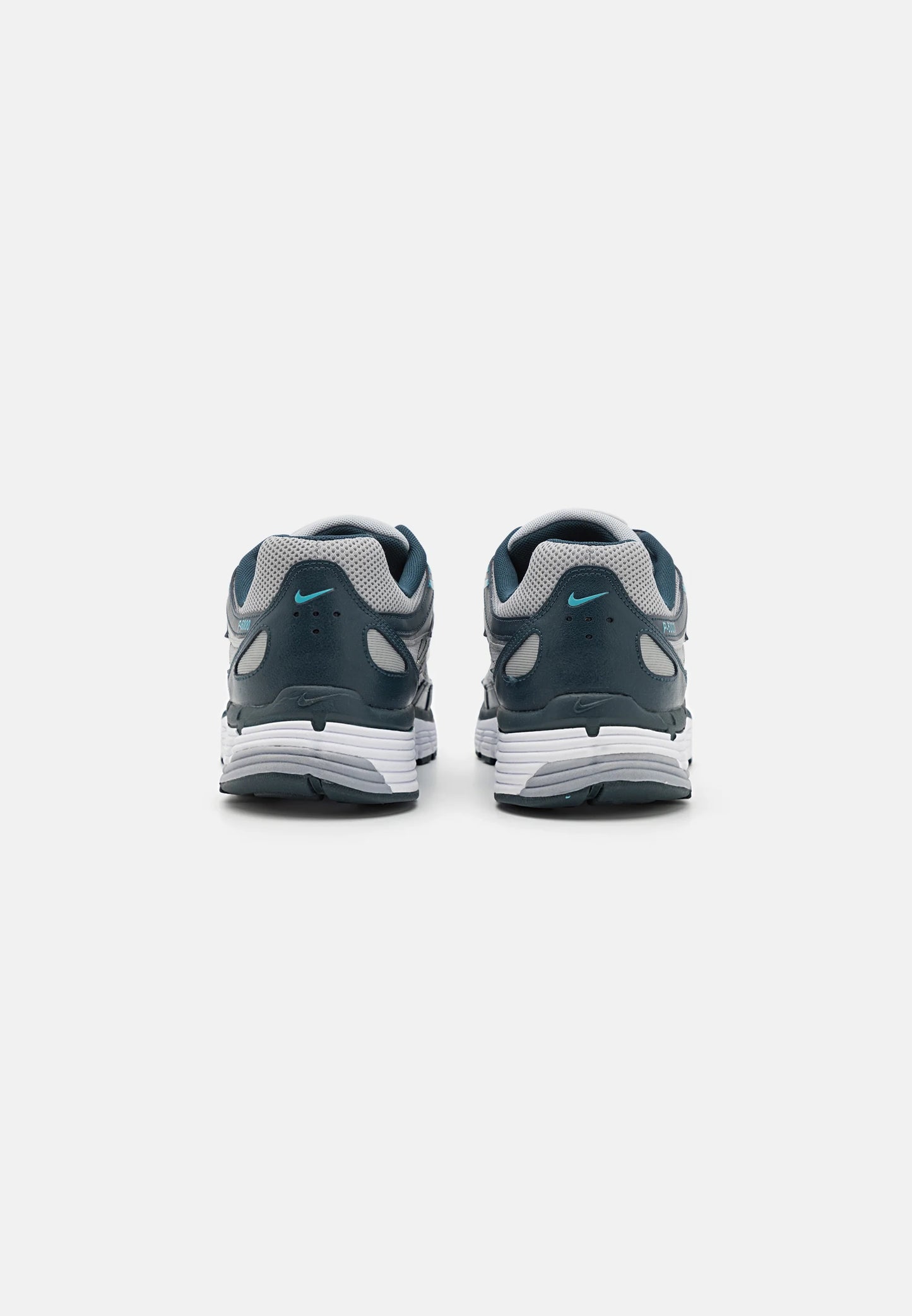 NK – P6000 sneakers